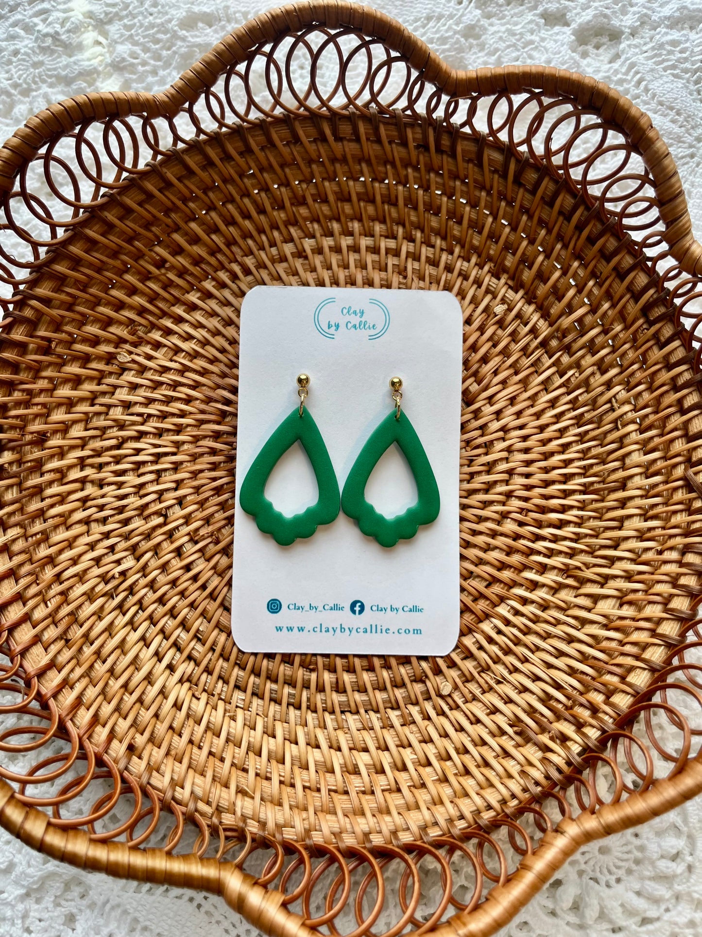 ** Open dangles green