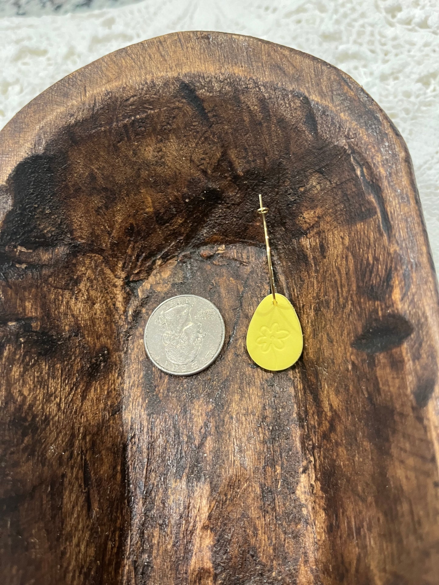 ** Egg hoops yellow