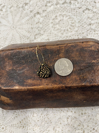 Triangle hoop black and gold