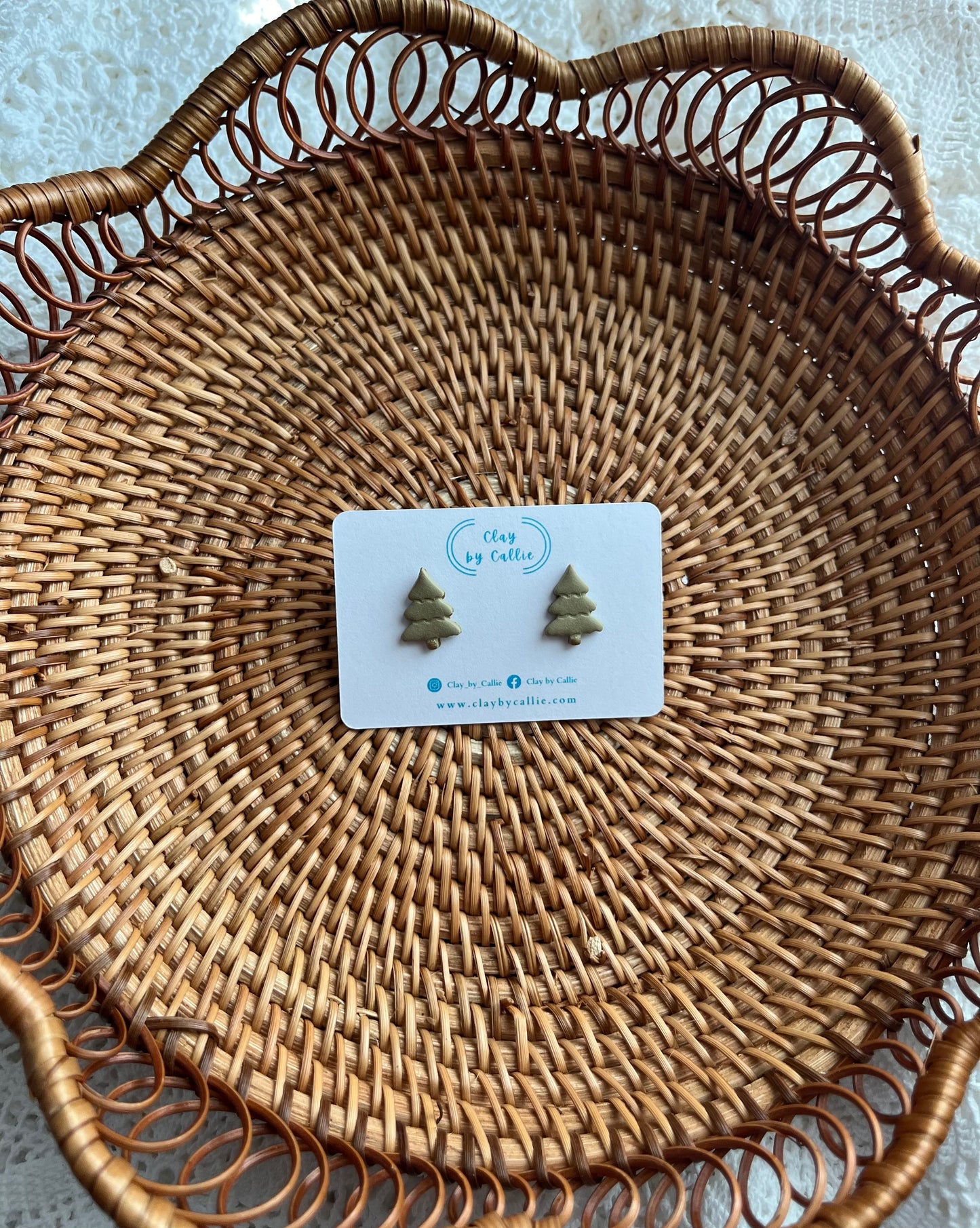 Christmas tree stud olive