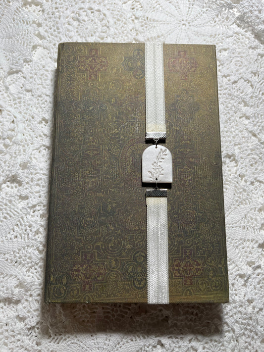 Cream/pearl arch bookmark