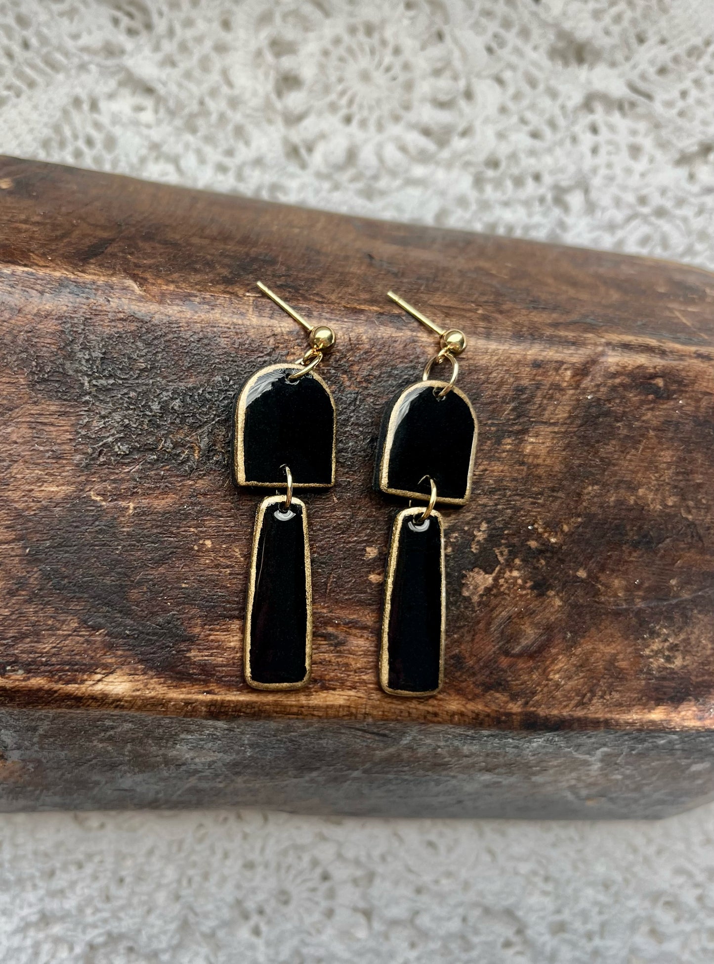 Virginia black and gold