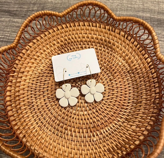 Funky flower hoops ivory
